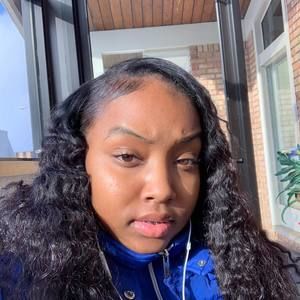 Meet your Posher, Jaida